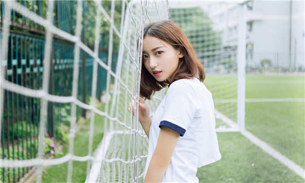 屏边标题：揭开正规试管助孕费用，帮您实现代怀生子的梦想